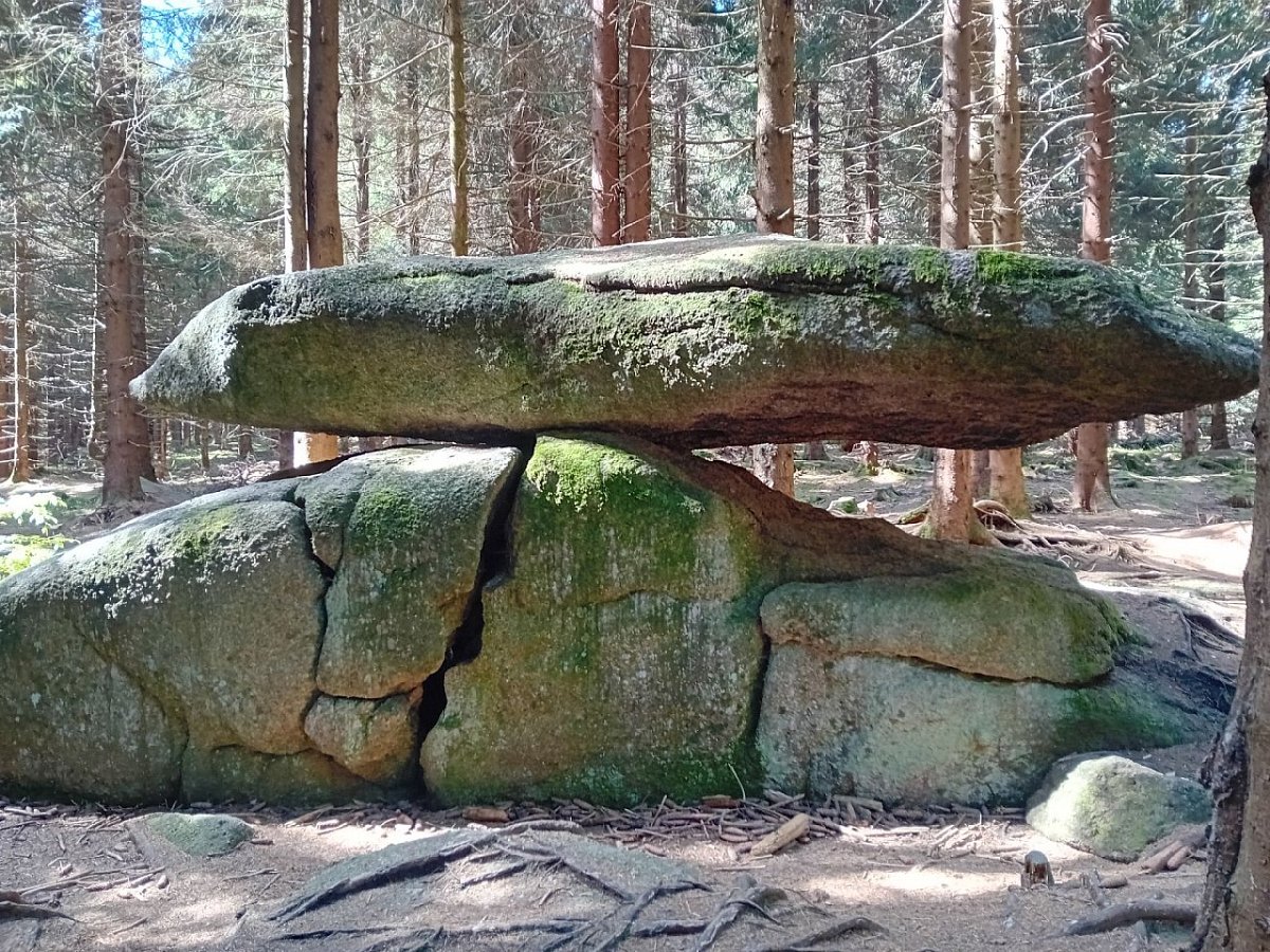 Bedřichovský viklan (806&nbsp;m)