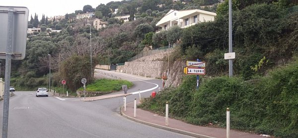 Chemin des Révoires